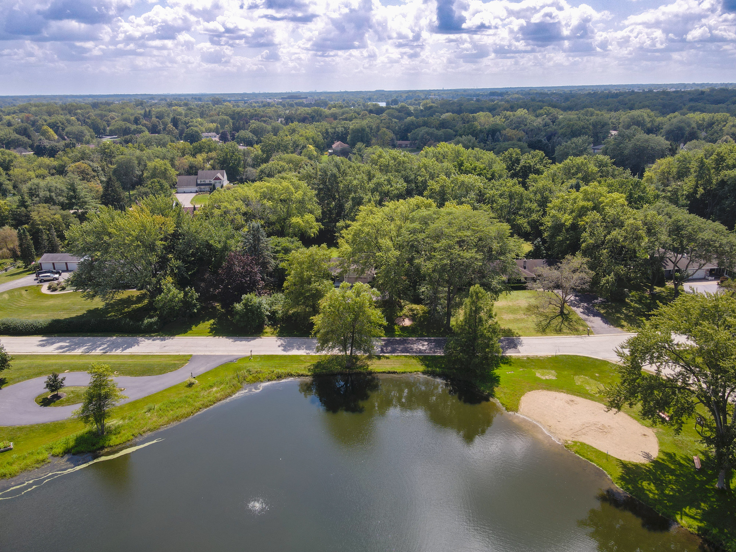 16 Falkirk Road Hawthorn Woods, IL 60047 - Photo 2 of 51 Gallery Image 2