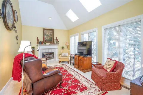 $625,000 | 4516 West 125th Street, Leawood, KS 66209