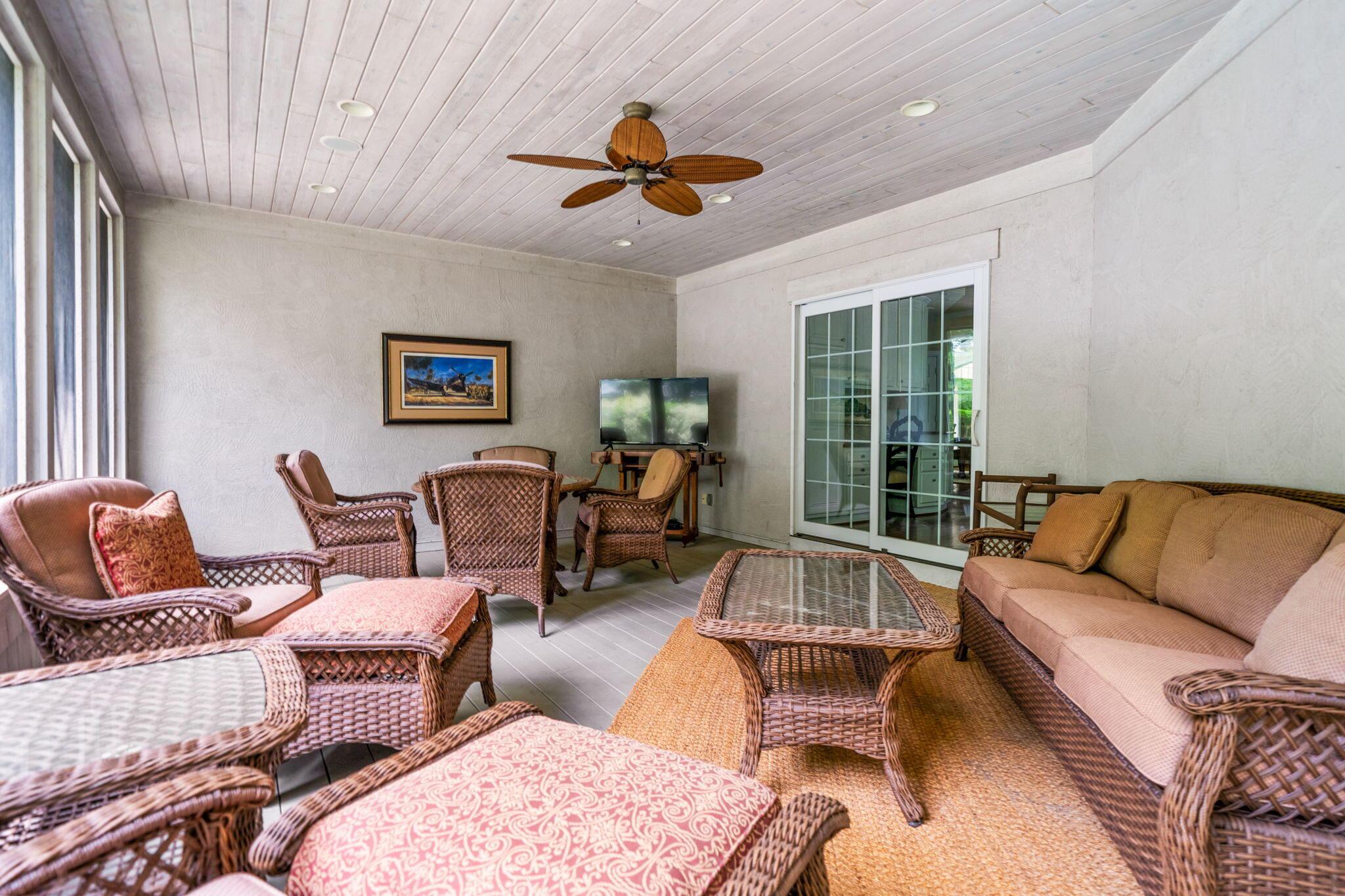 650 West Orange Road Delaware, OH 43015 - Photo 105 of 149 Screened In Porch