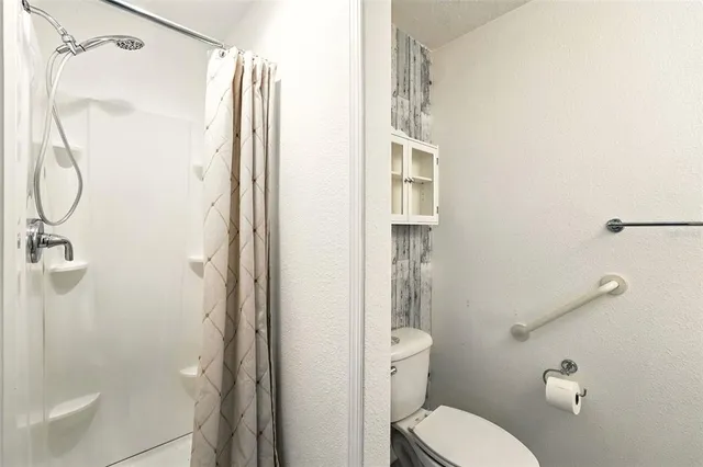 $894,900 | 327 South Lakeview Avenue, Winter Garden, FL 34787