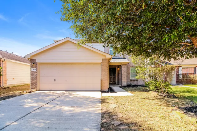 $1,950 | 29415 Legends Hill Drive, Spring, TX 77386