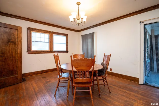 $99,900 | 1213 West Armstrong Avenue, Peoria, IL 61606