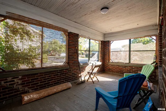 $99,900 | 1213 West Armstrong Avenue, Peoria, IL 61606