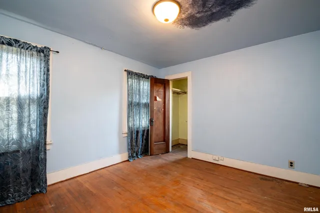 $99,900 | 1213 West Armstrong Avenue, Peoria, IL 61606