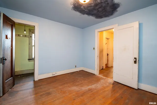 $99,900 | 1213 West Armstrong Avenue, Peoria, IL 61606