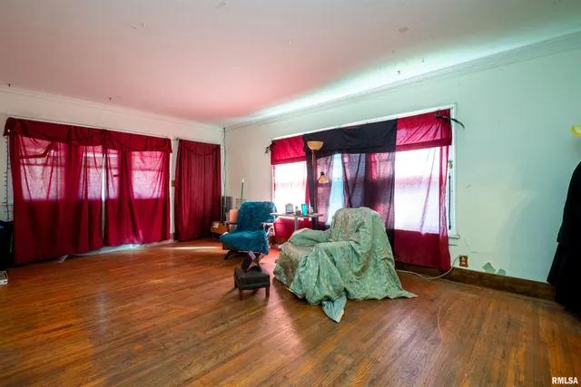 $99,900 | 1213 West Armstrong Avenue, Peoria, IL 61606