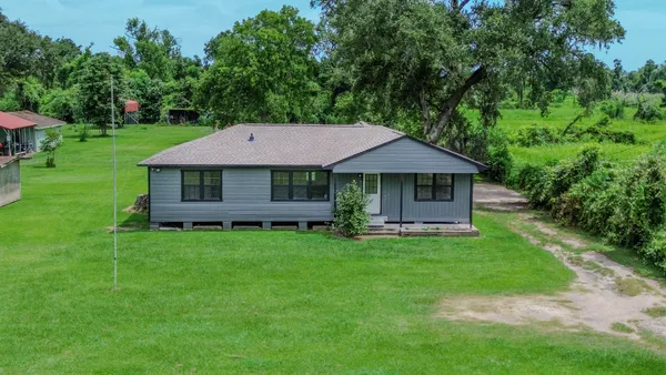 $199,000 | 6615 Live Oak Drive, Jones Creek, TX 77541