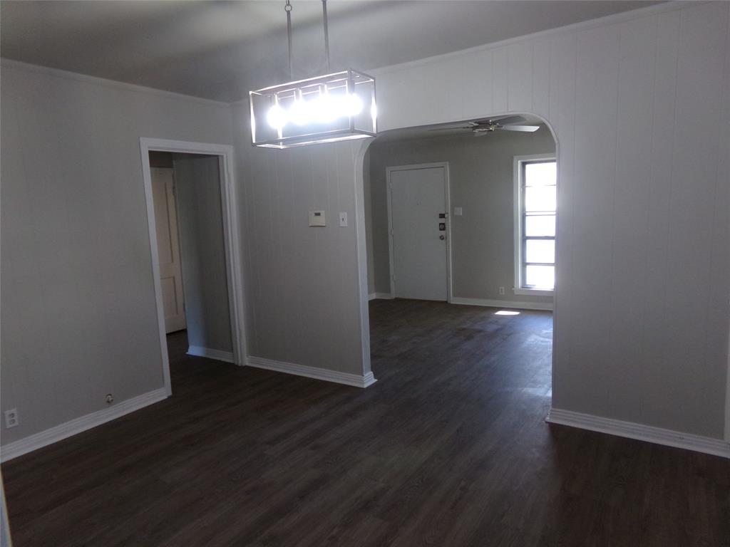 2407 Volga Avenue Dallas, TX 75216 - Photo 5 of 6