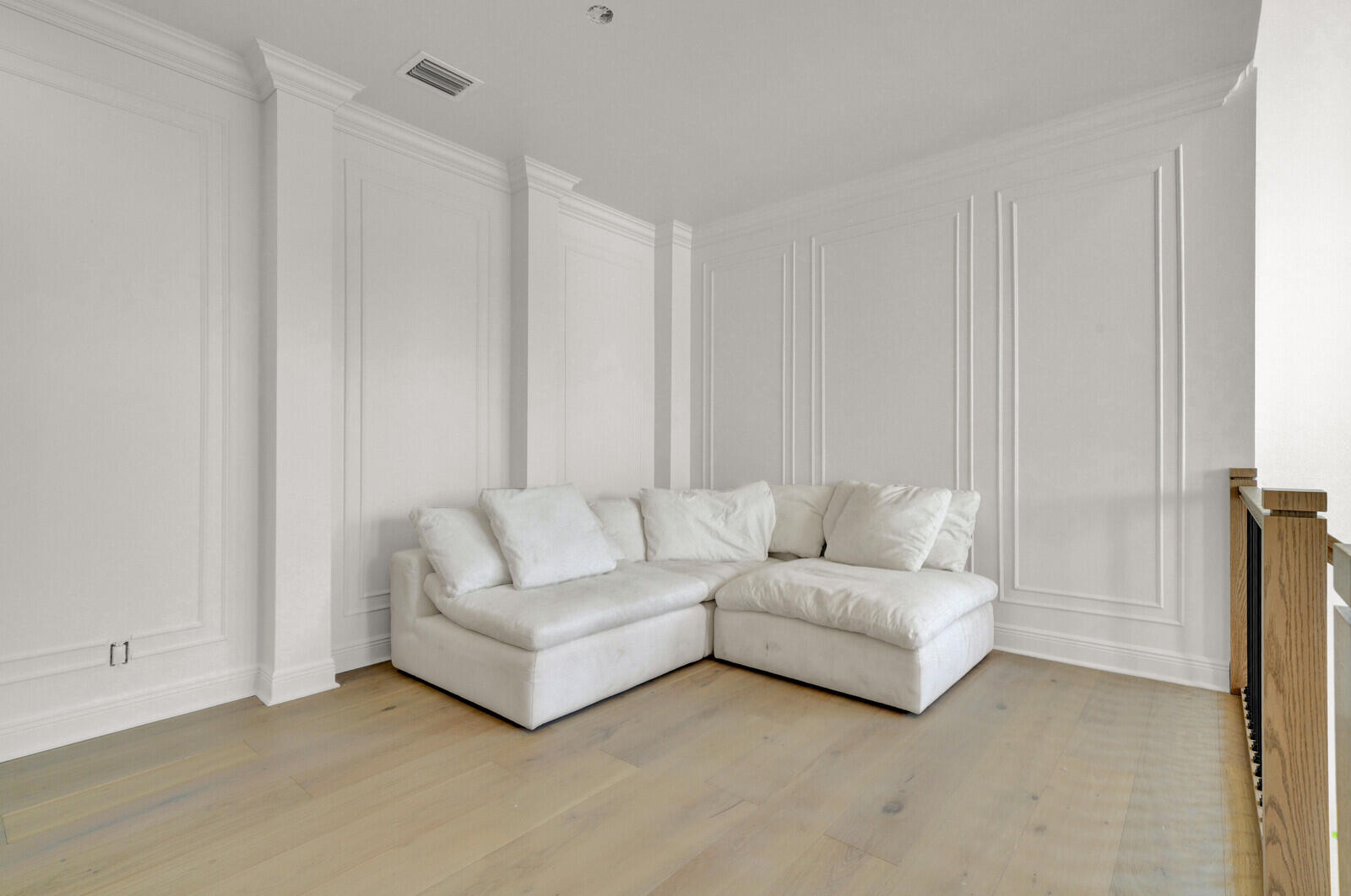 8685 Cobblestone Point Circle Boynton Beach, FL 33472 - Photo 36 of 70 a living room with furniture and a mirror