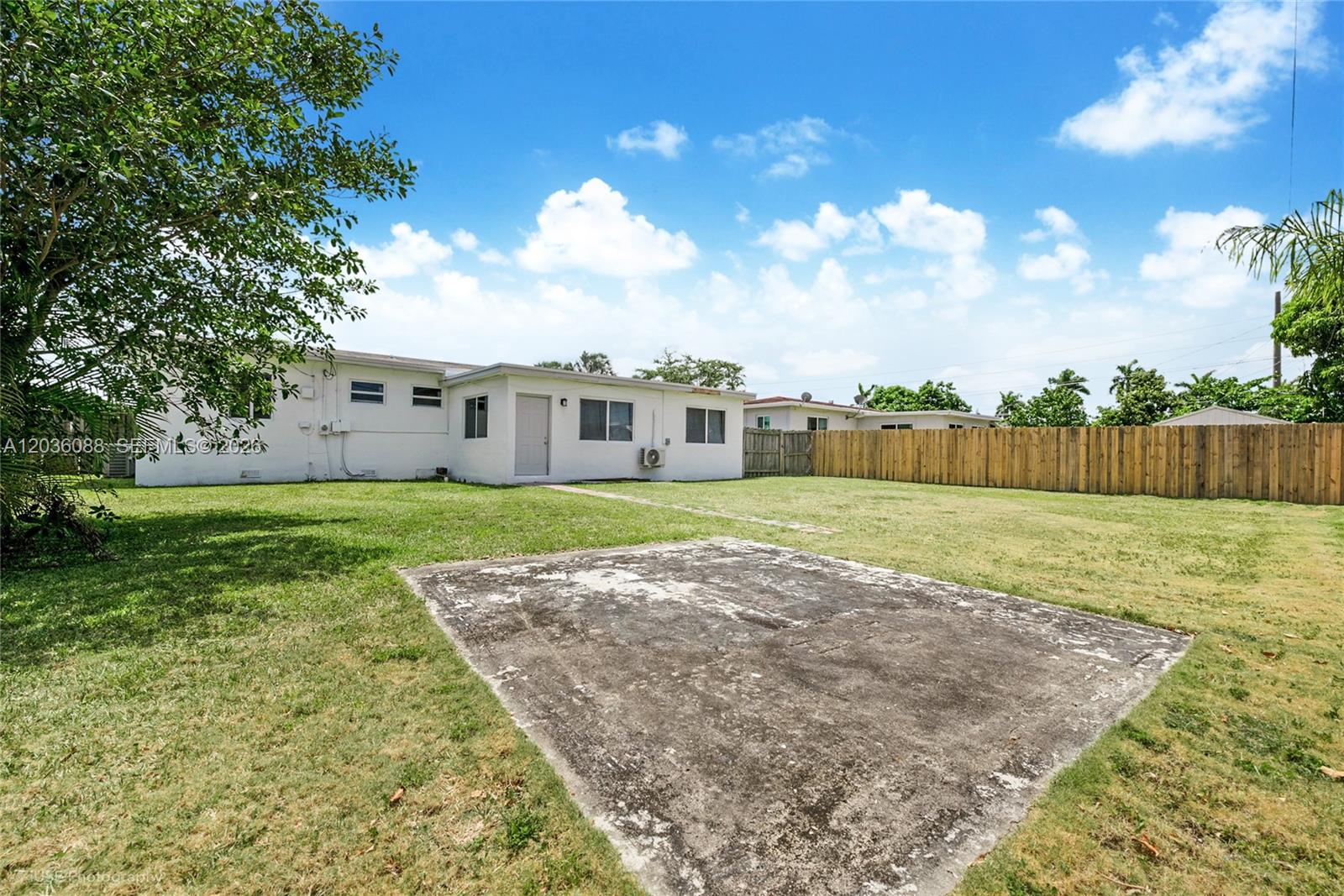 11601 Southwest 141st Street Miami, FL 33176 - Photo 12 of 15