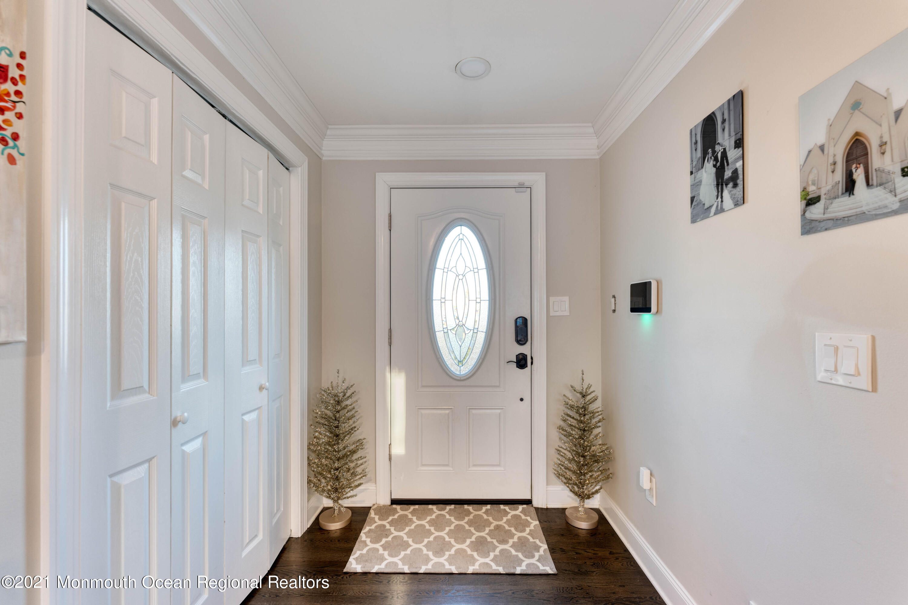 124 Lancaster Road Freehold, NJ 07728 - Photo 2 of 22 RLS-11