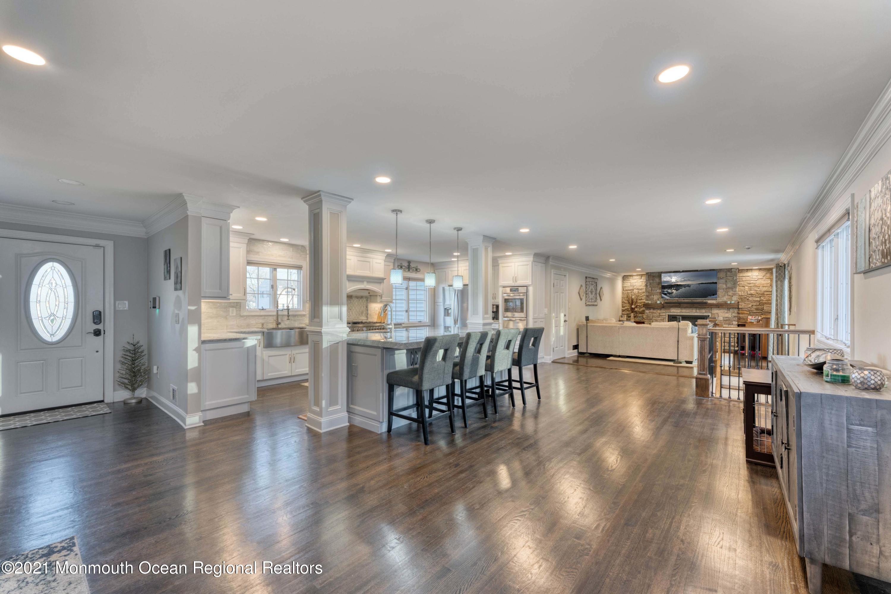 124 Lancaster Road Freehold, NJ 07728 - Photo 3 of 22 RLS-5