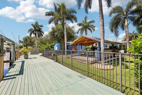 $1,020,000 | 4716 Southwest 35th Avenue, Fort Lauderdale, FL 33312
