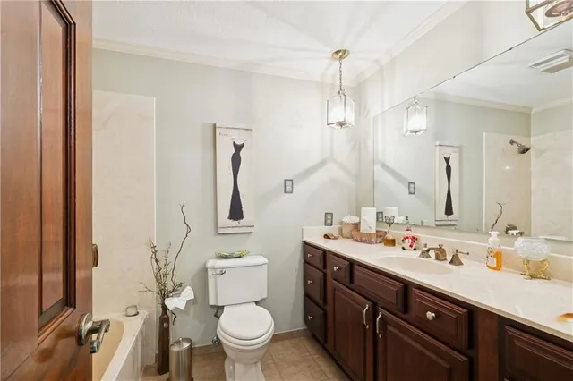 $475,000 | 1202 Transcontinental Drive, Metairie, LA 70001