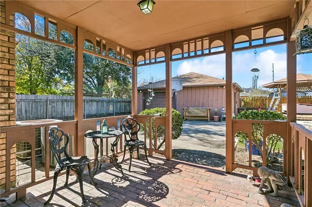 $475,000 | 1202 Transcontinental Drive, Metairie, LA 70001