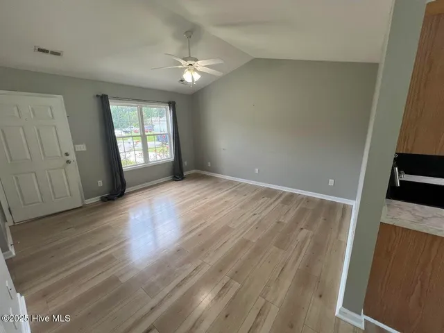 $259,000 | 206 Woodbine Terrace, Burgaw, NC 28425