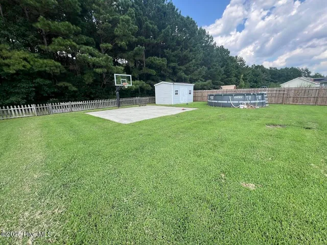 $259,000 | 206 Woodbine Terrace, Burgaw, NC 28425