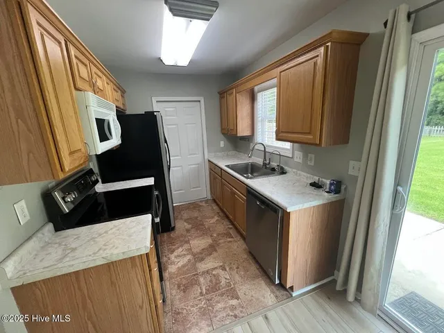 $259,000 | 206 Woodbine Terrace, Burgaw, NC 28425