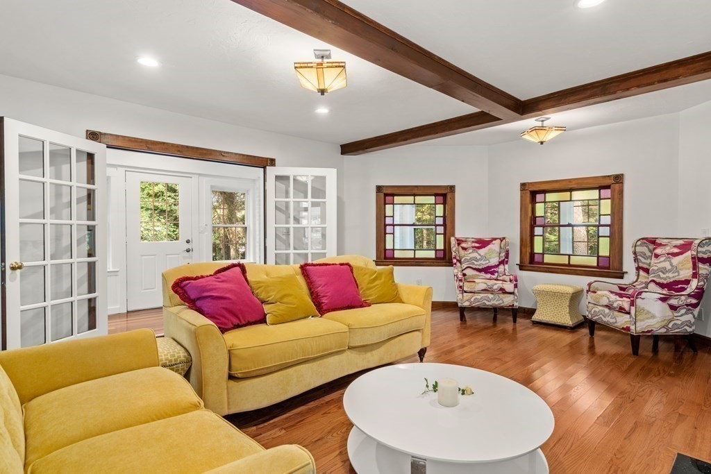125 Dudley Road Wayland, MA 01778 - Photo 12 of 30 Gallery Image 12