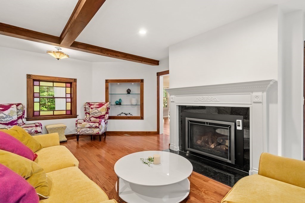 125 Dudley Road Wayland, MA 01778 - Photo 13 of 30 Gallery Image 13