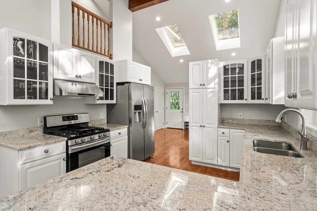 125 Dudley Road Wayland, MA 01778 - Photo 6 of 30 Gallery Image 6