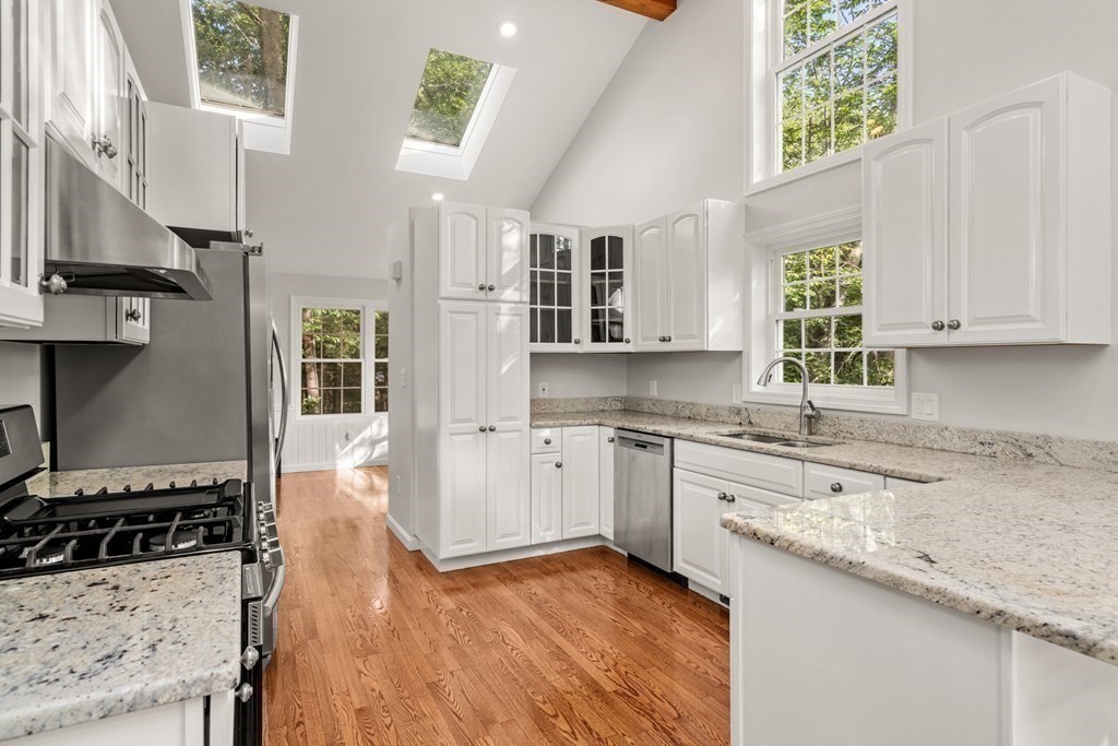 125 Dudley Road Wayland, MA 01778 - Photo 7 of 30 Gallery Image 7
