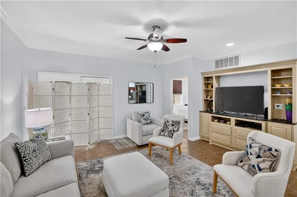 $229,000 | 350 Emerald Forest Boulevard, Unit 30101, Covington, LA 70433