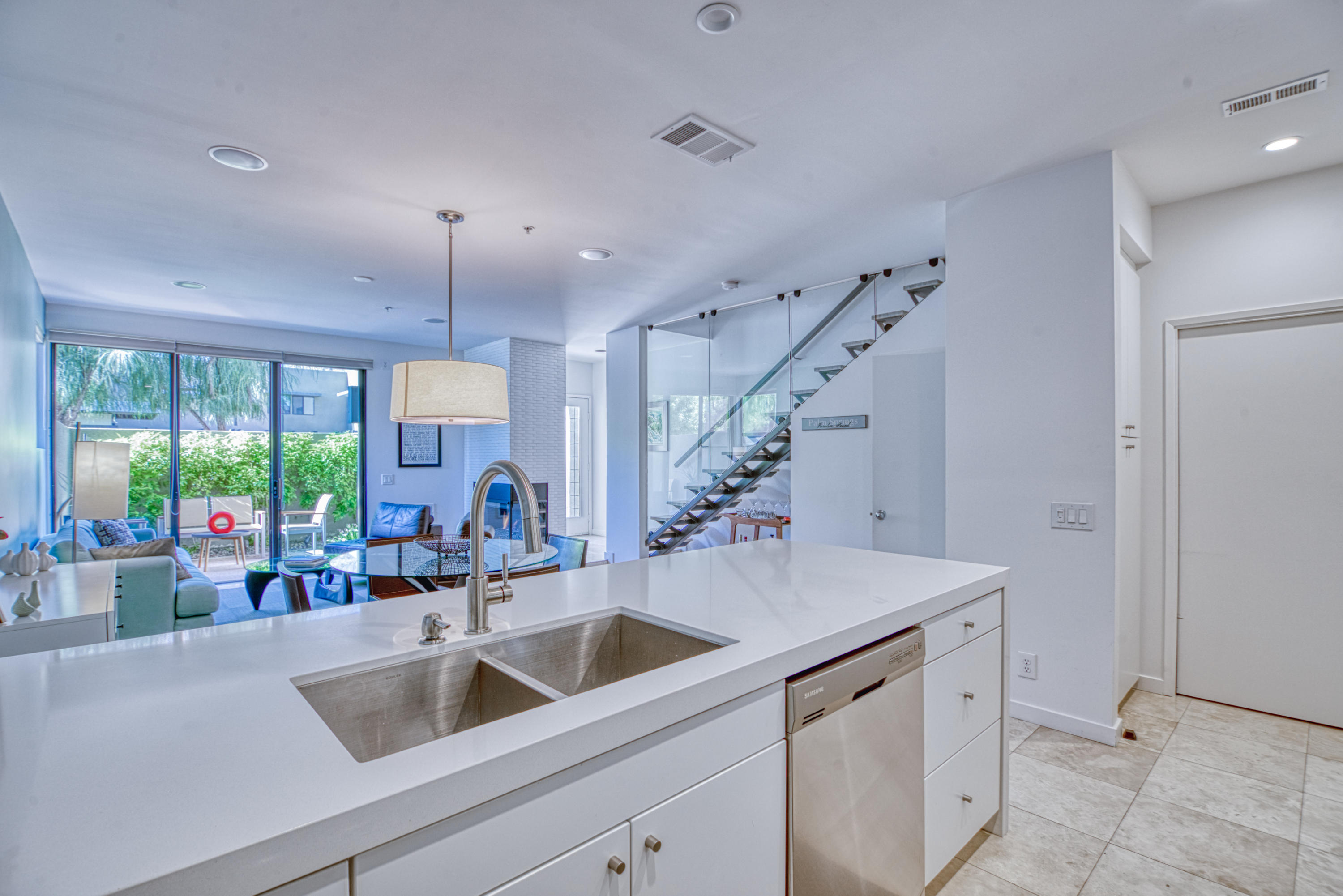 709 East Arenas Road Palm Springs, CA 92262 - Photo 19 of 38 25