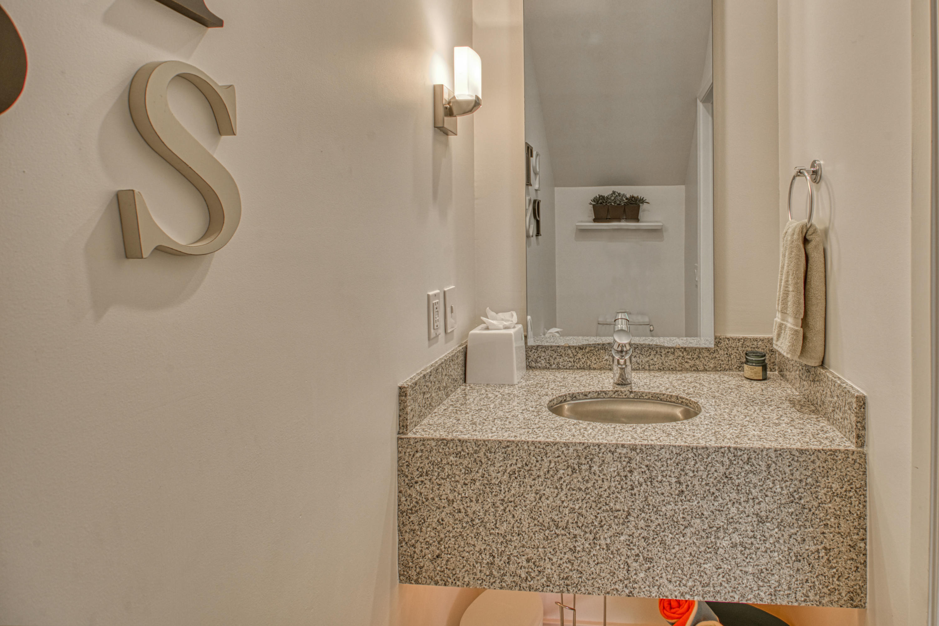 709 East Arenas Road Palm Springs, CA 92262 - Photo 22 of 38 28