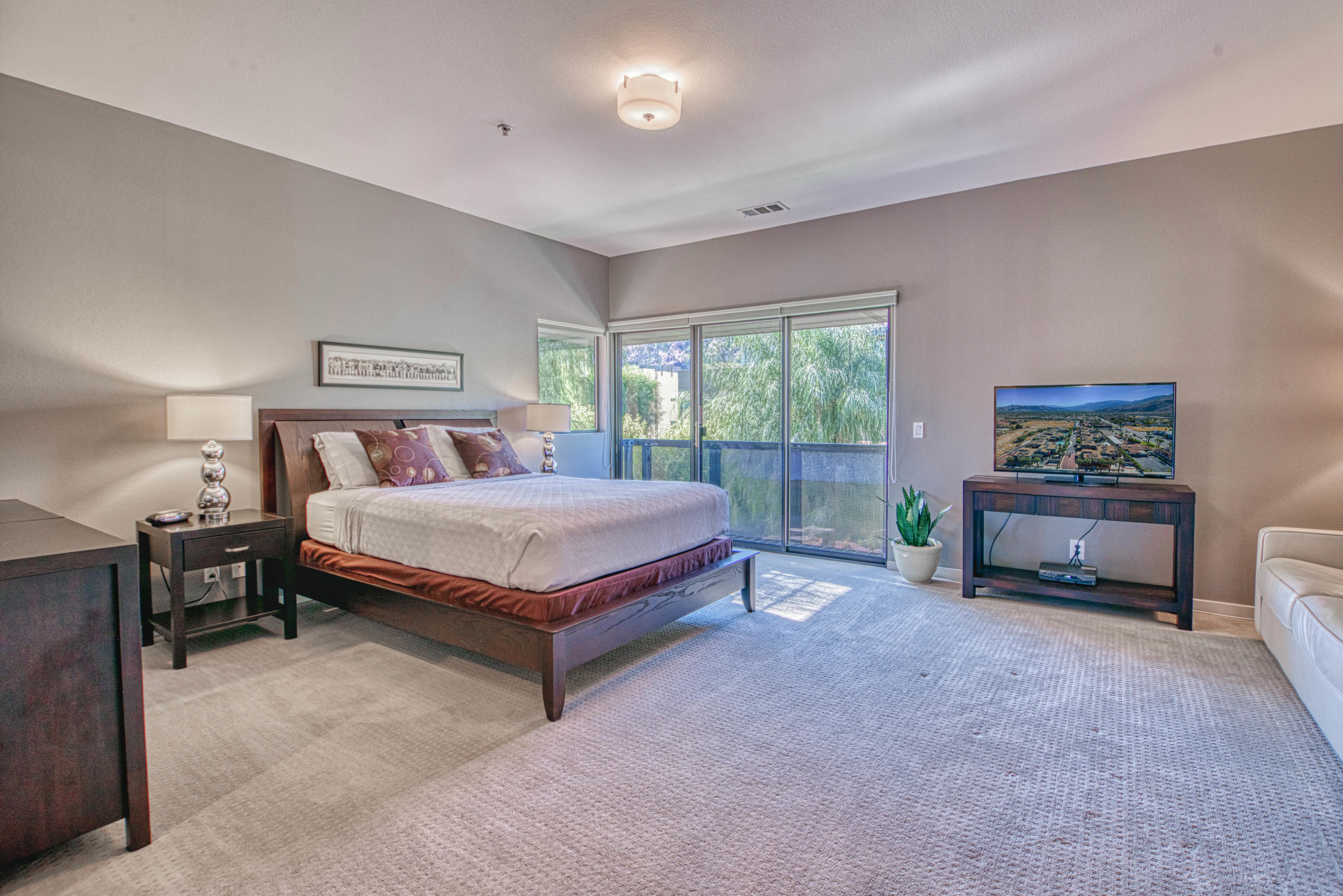 709 East Arenas Road Palm Springs, CA 92262 - Photo 25 of 38 31