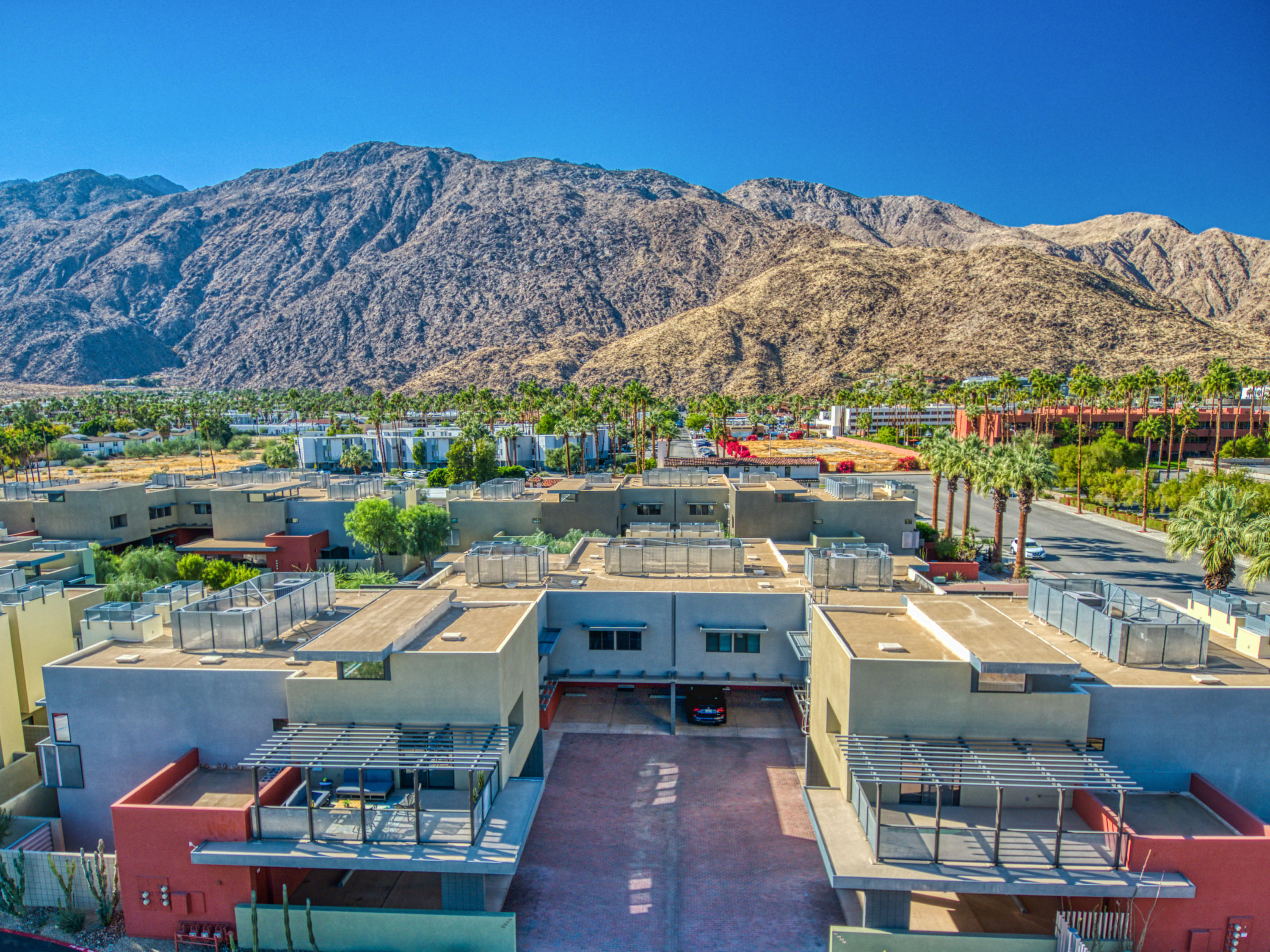 709 East Arenas Road Palm Springs, CA 92262 - Photo 35 of 38 6