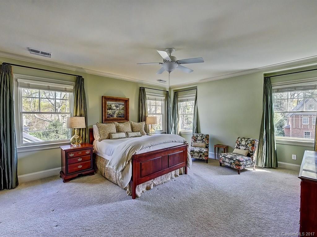 2241 Malvern Road Charlotte, NC 28207 - Photo 11 of 24 Gallery Image 11