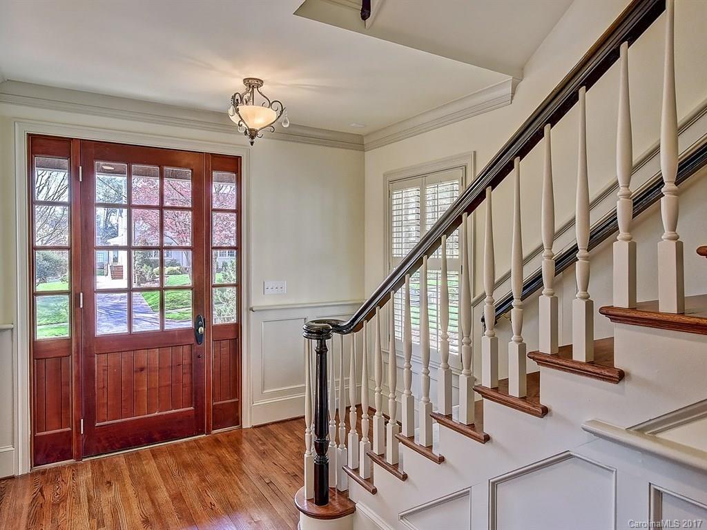 2241 Malvern Road Charlotte, NC 28207 - Photo 3 of 24 Gallery Image 3