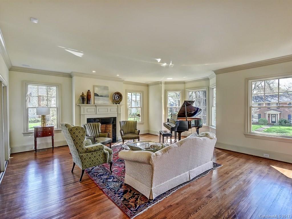 2241 Malvern Road Charlotte, NC 28207 - Photo 4 of 24 Gallery Image 4
