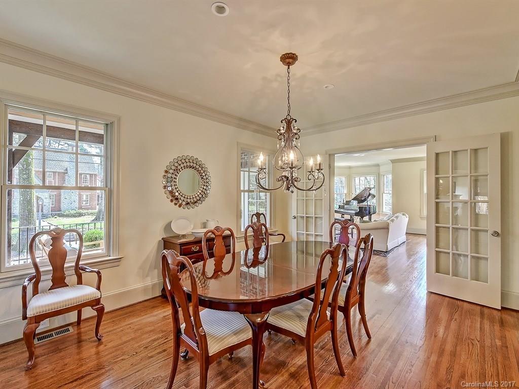 2241 Malvern Road Charlotte, NC 28207 - Photo 5 of 24 Gallery Image 5