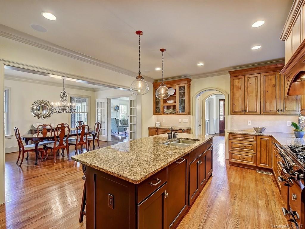 2241 Malvern Road Charlotte, NC 28207 - Photo 6 of 24 Gallery Image 6
