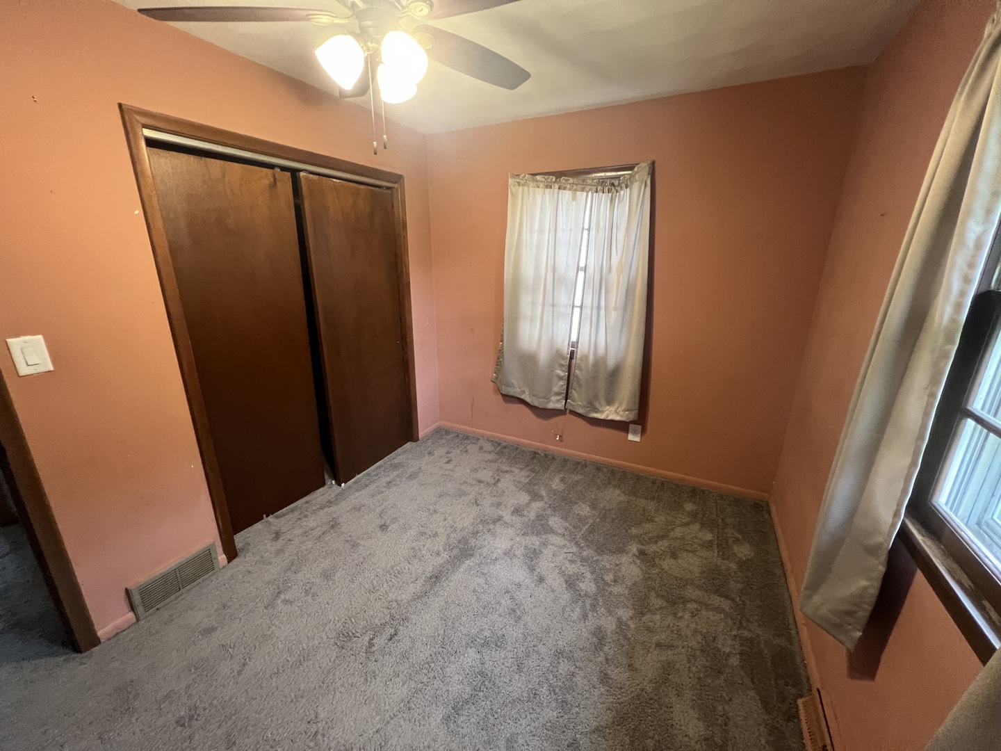355 Irene Avenue Rochelle, IL 61068 - Photo 9 of 12 Gallery Image 9