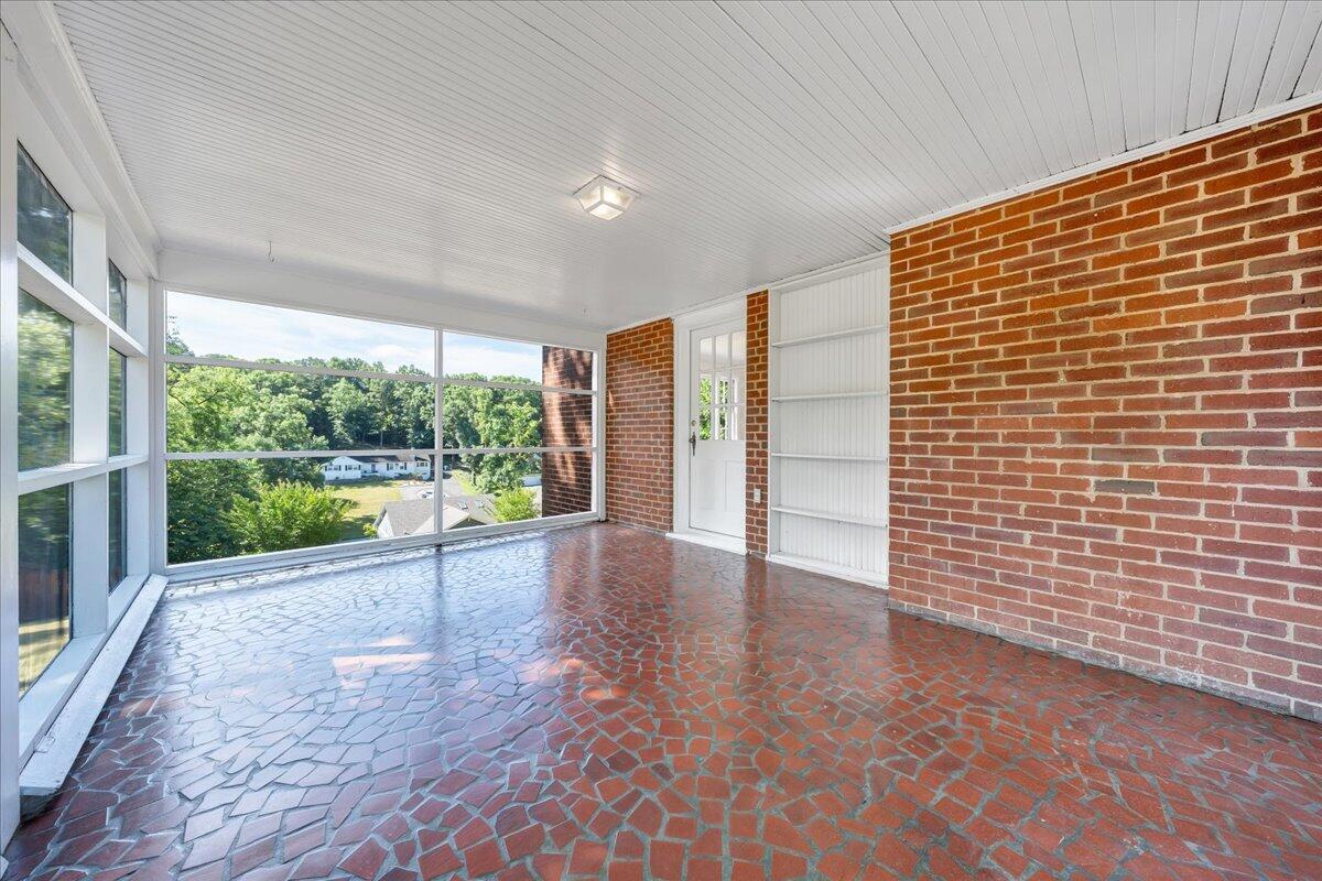 3518 Mud Lick Road Southwest Roanoke, VA 24018 - Photo 25 of 82 24-MIB02009