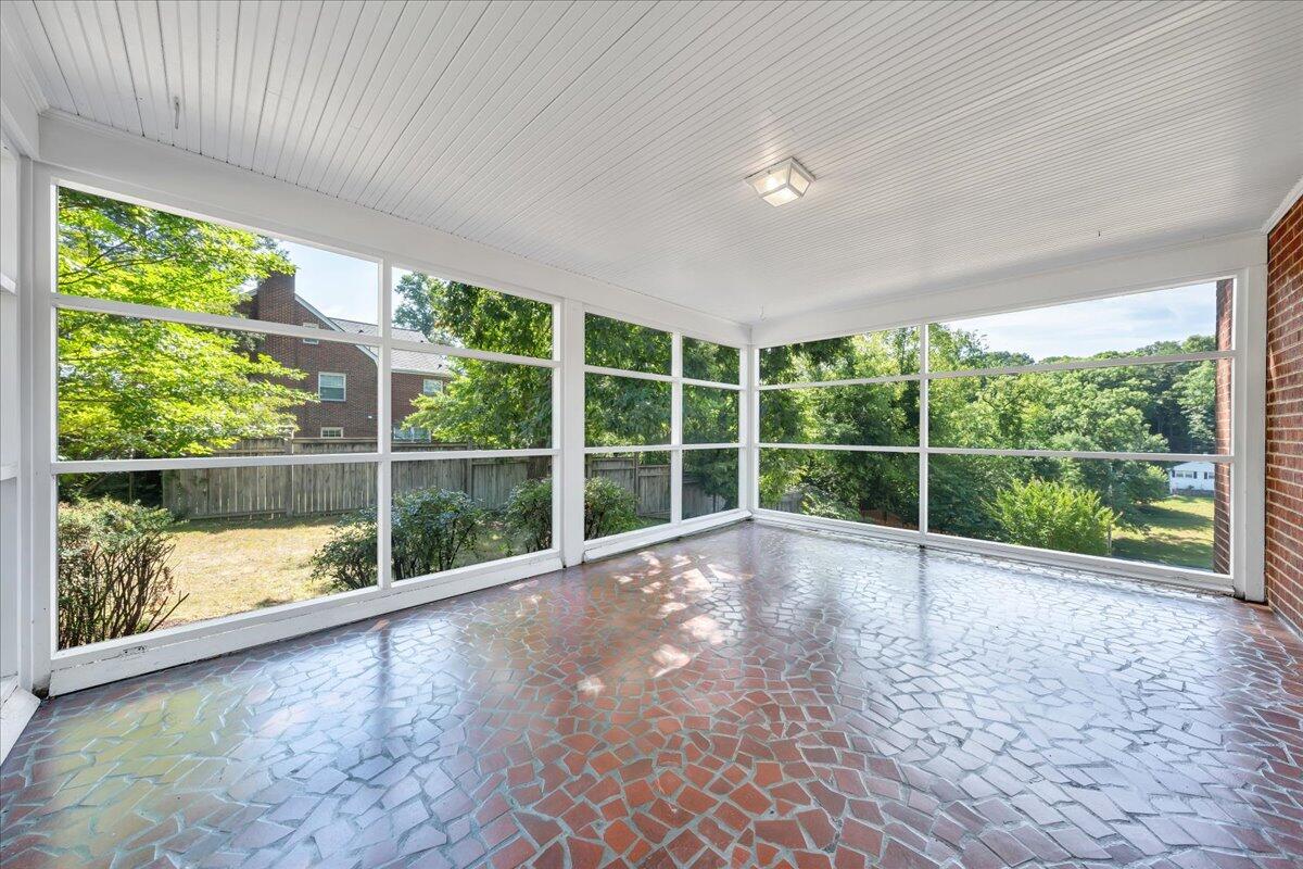 3518 Mud Lick Road Southwest Roanoke, VA 24018 - Photo 26 of 82 25-MIB02012