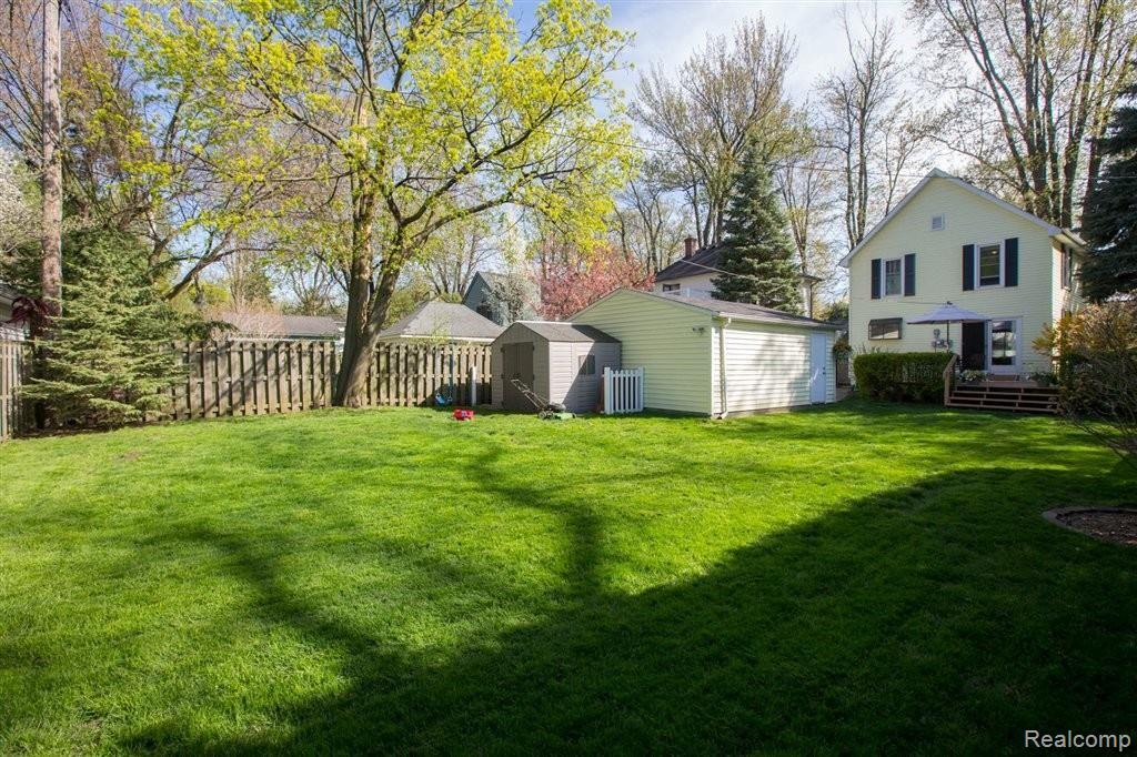 282 Ridgemont Road Grosse Pointe, MI 48236 - Photo 17 of 17 Back of Home