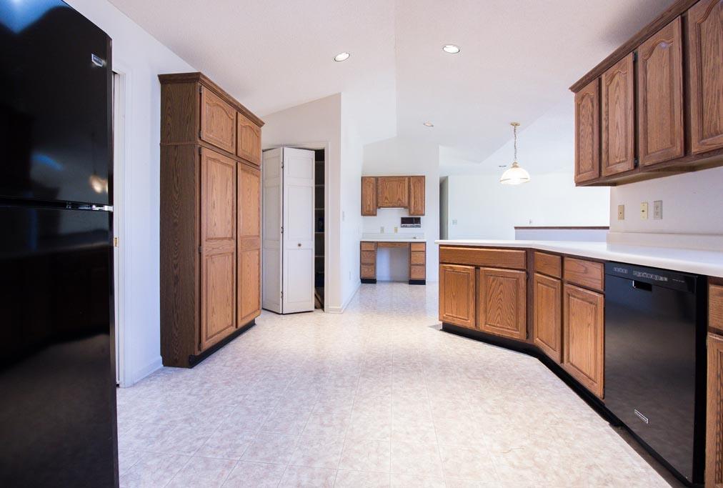 122 Mockingbird Lane Oak Ridge, TN 37830 - Photo 12 of 36 Kitchen