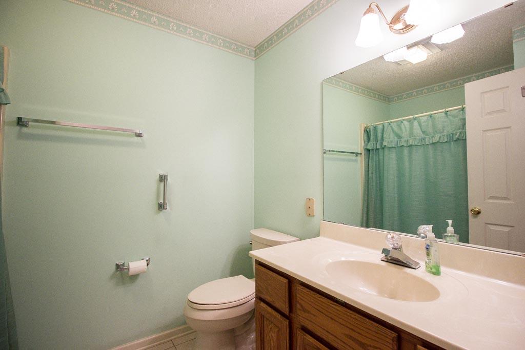 122 Mockingbird Lane Oak Ridge, TN 37830 - Photo 26 of 36 Hall Bath