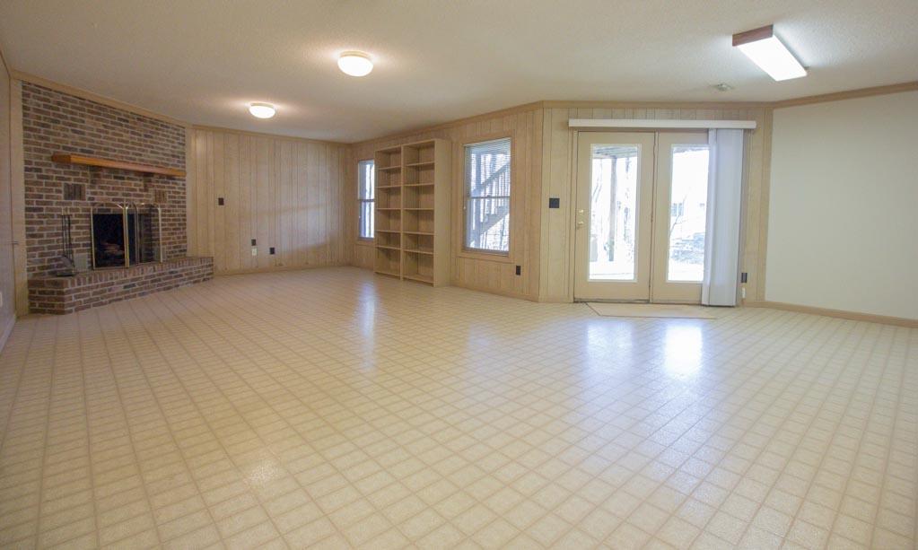 122 Mockingbird Lane Oak Ridge, TN 37830 - Photo 28 of 36 Basement Rec Room