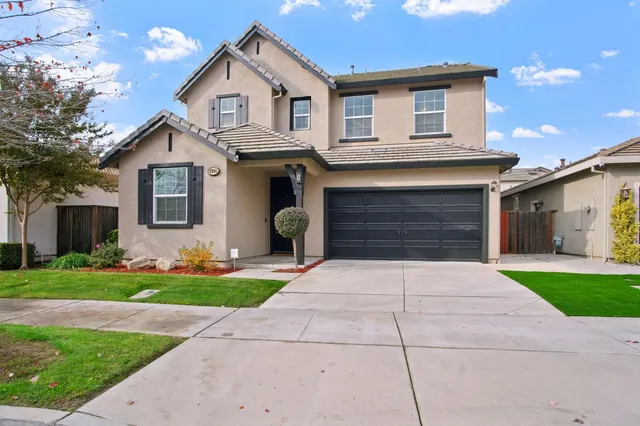 $695,000 | 4245 Silver Lupine Drive, Turlock, CA 95382