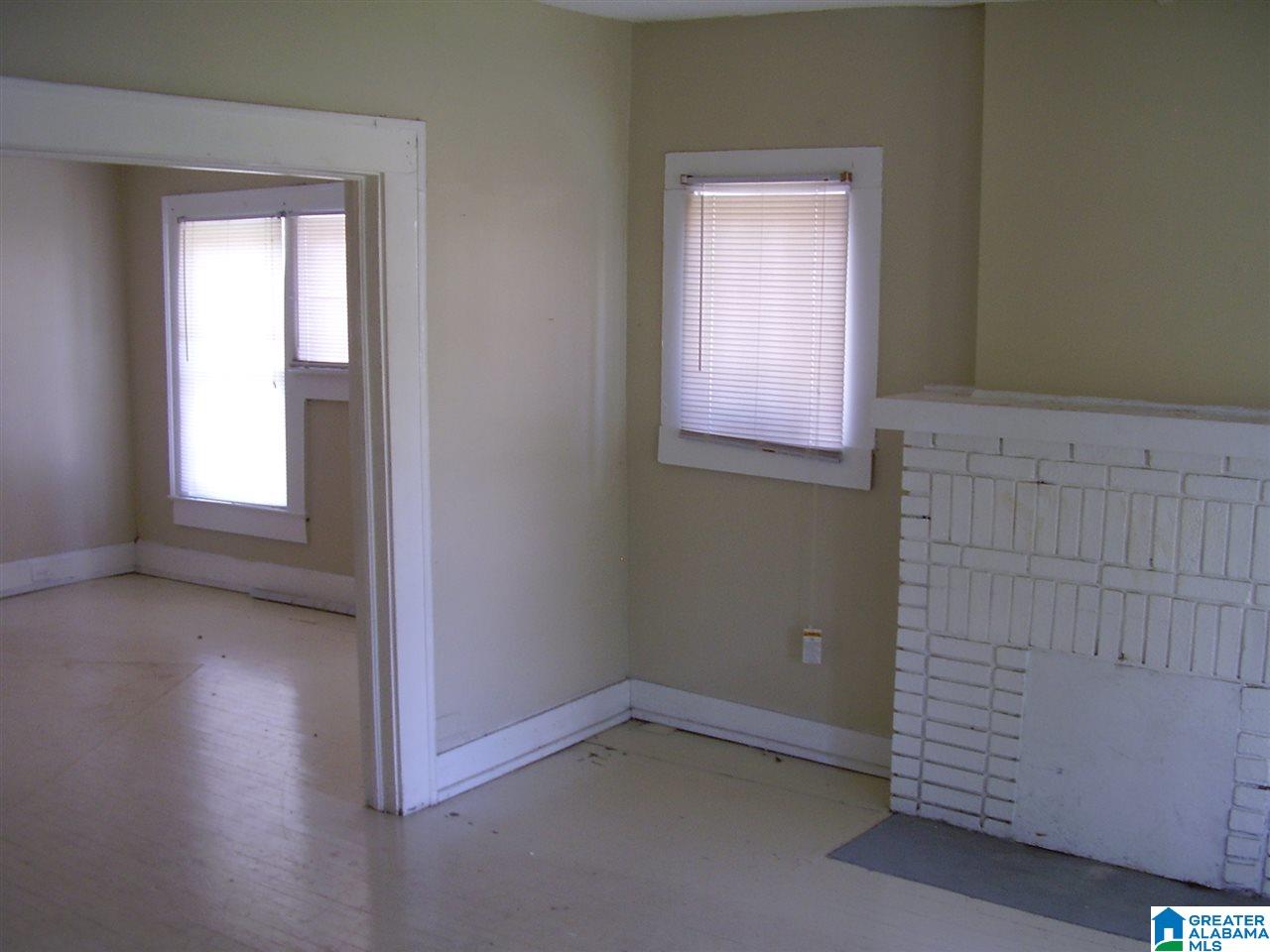 625 Fulton Avenue Southwest Birmingham, AL 35211 - Photo 4 of 10