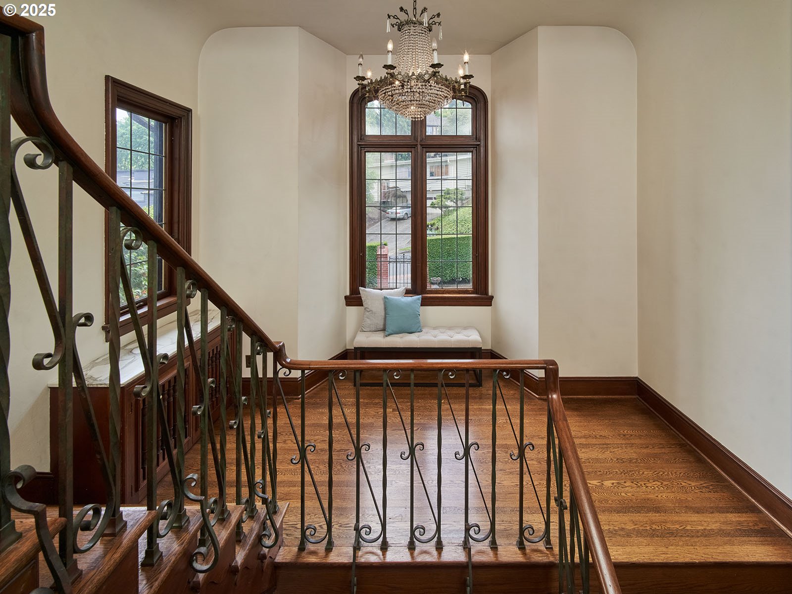 2611 Northwest Westover Road Portland, OR 97210 - Photo 16 of 32 Gallery Image 16