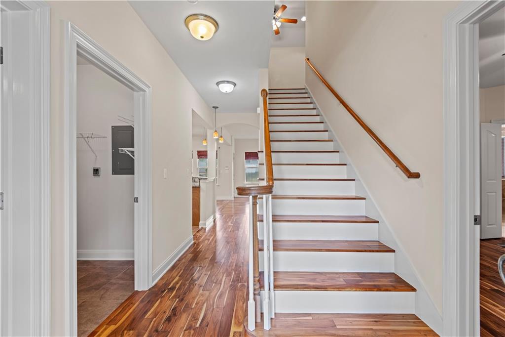 816 Celeste Avenue River Ridge, LA 70123 - Photo 4 of 26 Gallery Image 4
