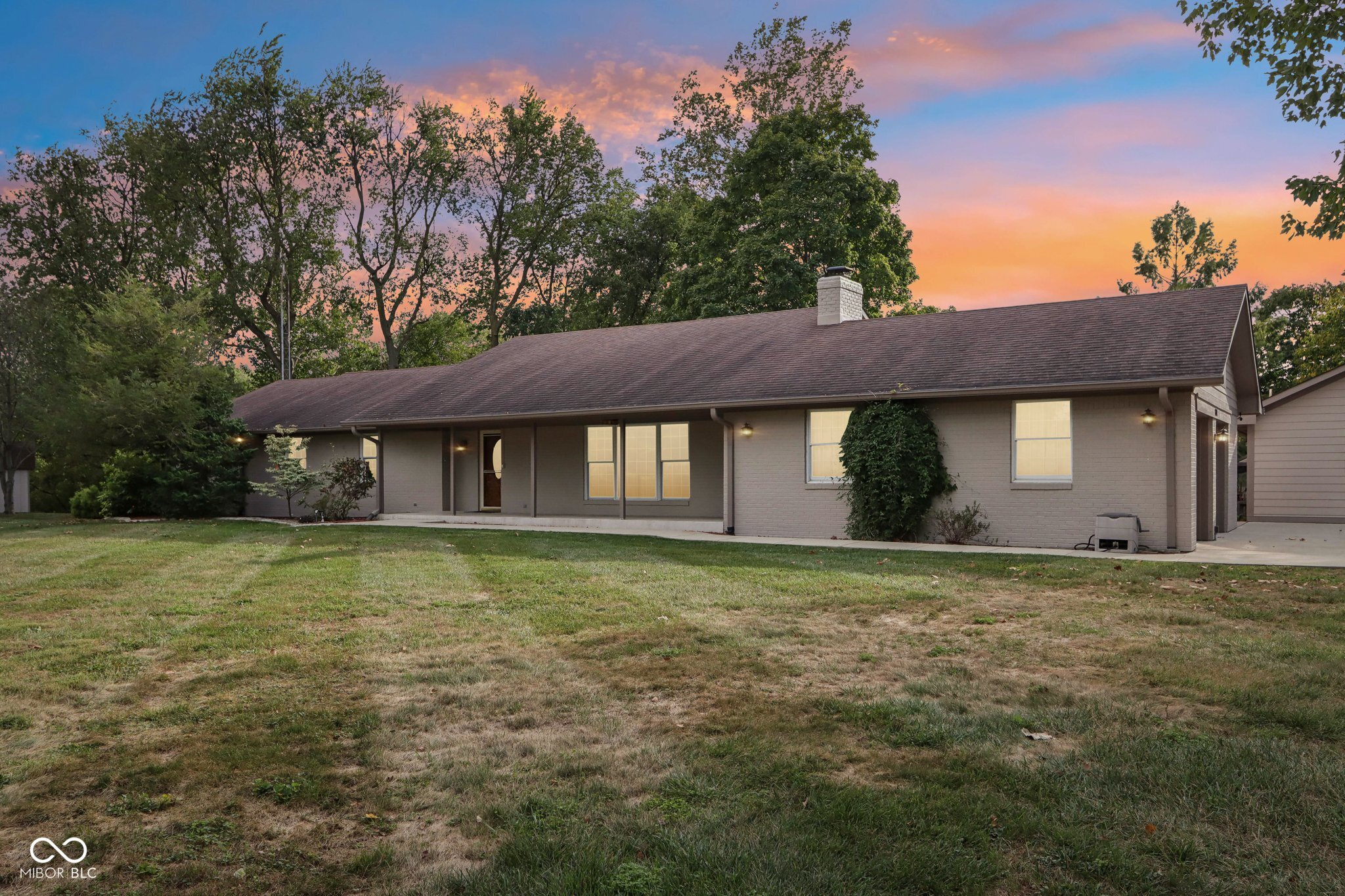 1207 Reeves Road Plainfield, IN 46168 - Photo 2 of 100 Gallery Image 2