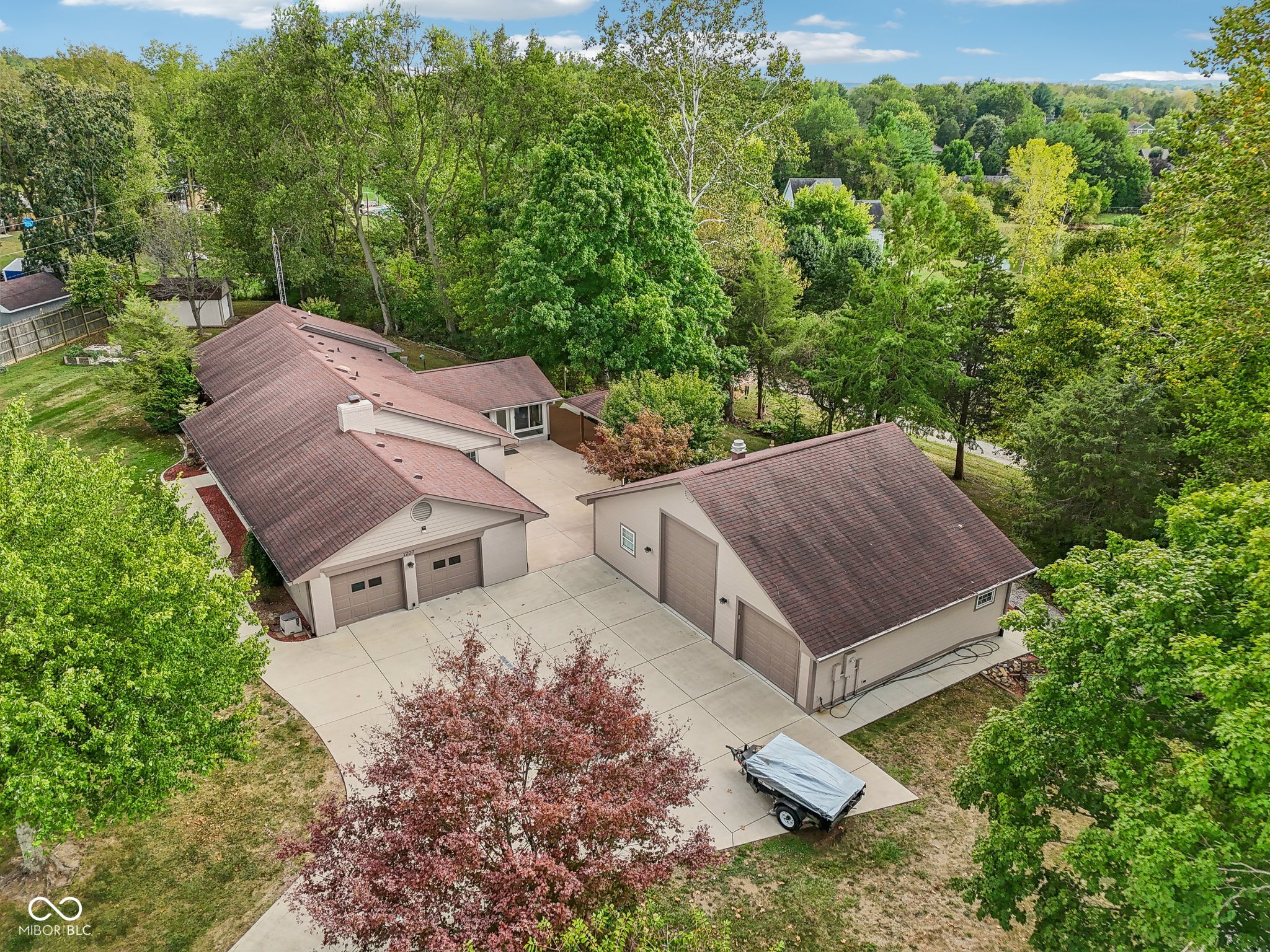 1207 Reeves Road Plainfield, IN 46168 - Photo 3 of 100 Gallery Image 3