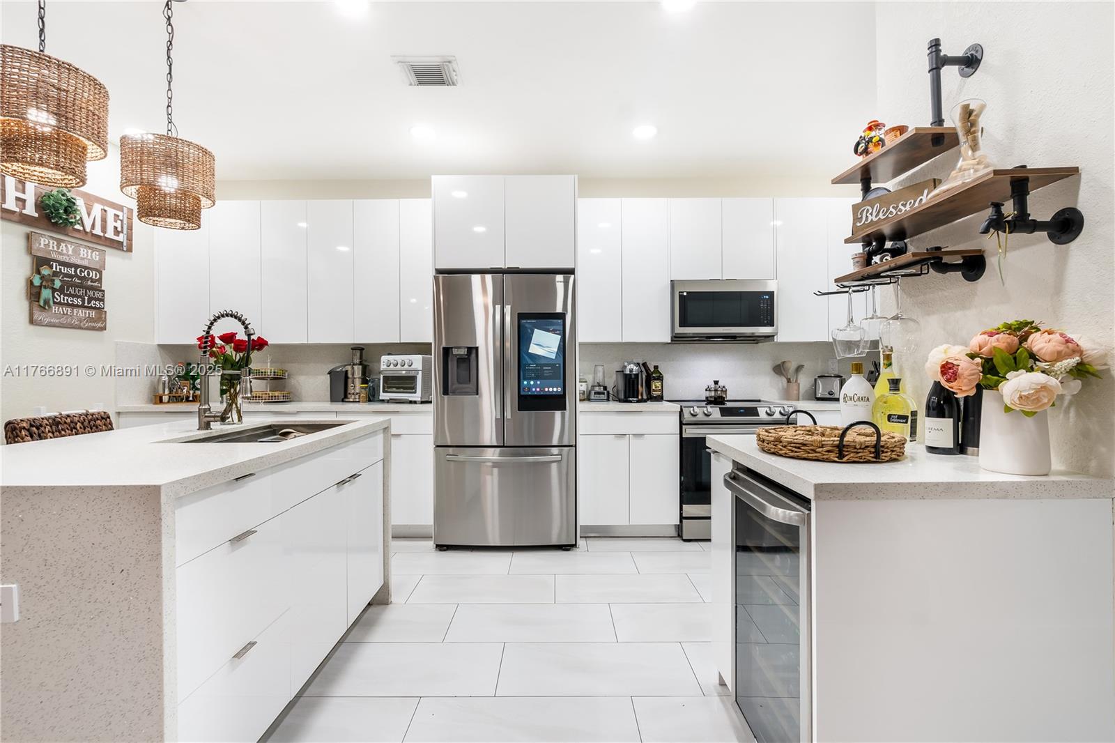 920 Southwest 154th Path Miami, FL 33194 - Photo 12 of 48
